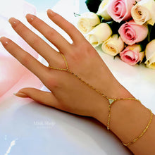 21K gold plated triangle zircon paperclip hand chain bracelet – Misk Shop
