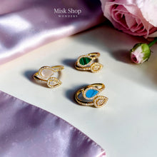 Natural Shell Teardrop Zircon Ring – Adjustable
