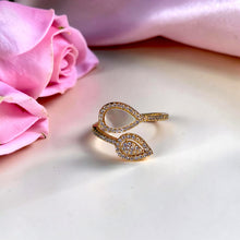 Natural Shell Teardrop Zircon Ring – Adjustable