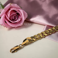 اسوارة جنزير عريض ذهب 18 كلاسيك من Misk Shop بتصميم جريء وأنيق