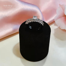 Elegant silver wedding ring with white gold plating and high clarity zircon stones by Misk Shop Jordan.