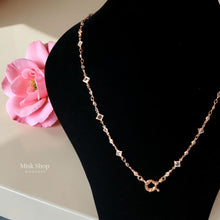 سنسال زيركون بأشكال هندسية مع قفل دائري أمامي من Misk Shop
