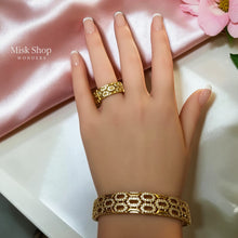 طقم اسوارة وخاتم مطلي ذهب 18 قيراط مرصع زيركون تصميم فاخر منقوش من Misk Shop