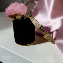 طقم سوار وخاتم تصميم H مطلي ذهب عيار 18 مرصع زيركون فاخر من Misk Shop