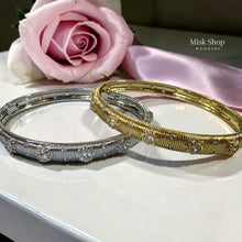 اسوارة فاخرة مرصعة مطلية ذهب من Misk Shop