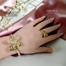 Golden floral zircon bracelet and adjustable matching ring set by Misk Shop