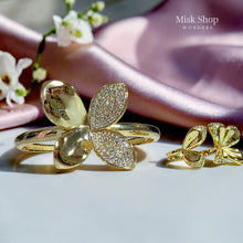 Golden floral zircon bracelet and adjustable matching ring set by Misk Shop