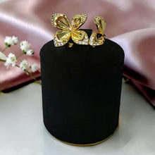 Golden floral zircon bracelet and adjustable matching ring set by Misk Shop