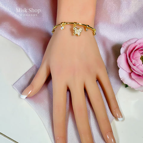 
اسوارة فراشة متحركة بزركون ملون وردي وأخضر مطلية ذهب عيار 18 من Misk Shop