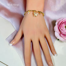 
اسوارة فراشة متحركة بزركون ملون وردي وأخضر مطلية ذهب عيار 18 من Misk Shop