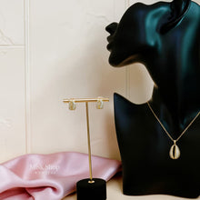 Coffee bean inspired zircon necklace and earrings set available in clear and turquoise