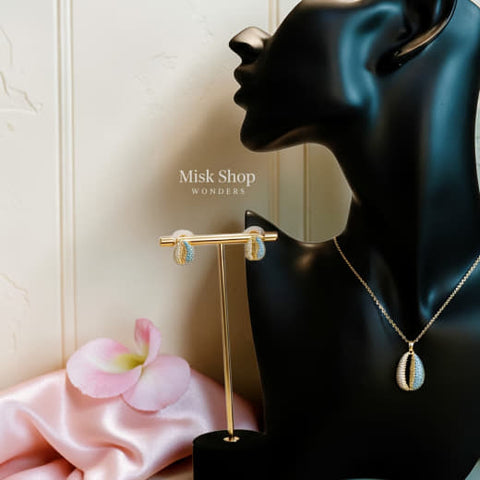 Coffee bean inspired zircon necklace and earrings set available in clear and turquoise