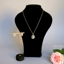 Coffee bean inspired zircon necklace and earrings set available in clear and turquoise