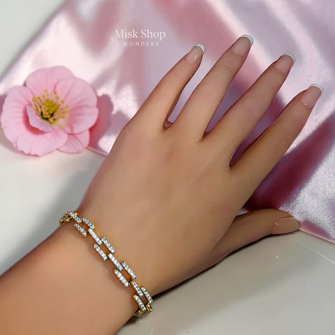 
اسوارة جنزير رفيعة بحلقات زيركون فضي كاملة مطلية ذهب 18 من Misk Shop