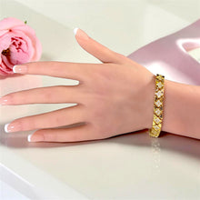 
Van Cleef inspired floral bracelet with premium 5A zircon stones available in gold and silver adjustable size bracelet