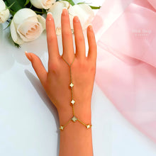 Elegant natural mother of pearl clover hand chain bracelet - Misk Shop