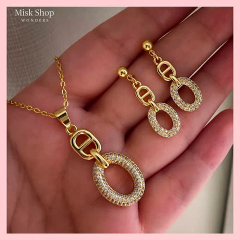 طقم سنسال وحلق مطلي ذهب 21 مرصع زيركون بتصميم دائري فاخر من Misk Shop