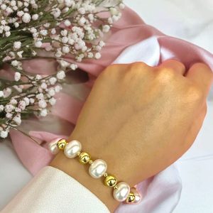 اسوارة اللولو الذهبي